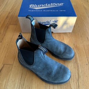 Blundstone 587 Rustic Black Elastic Sided Boots